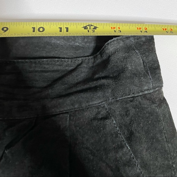 Water Collection High Waist Leather Shorts - Picture 6 of 7